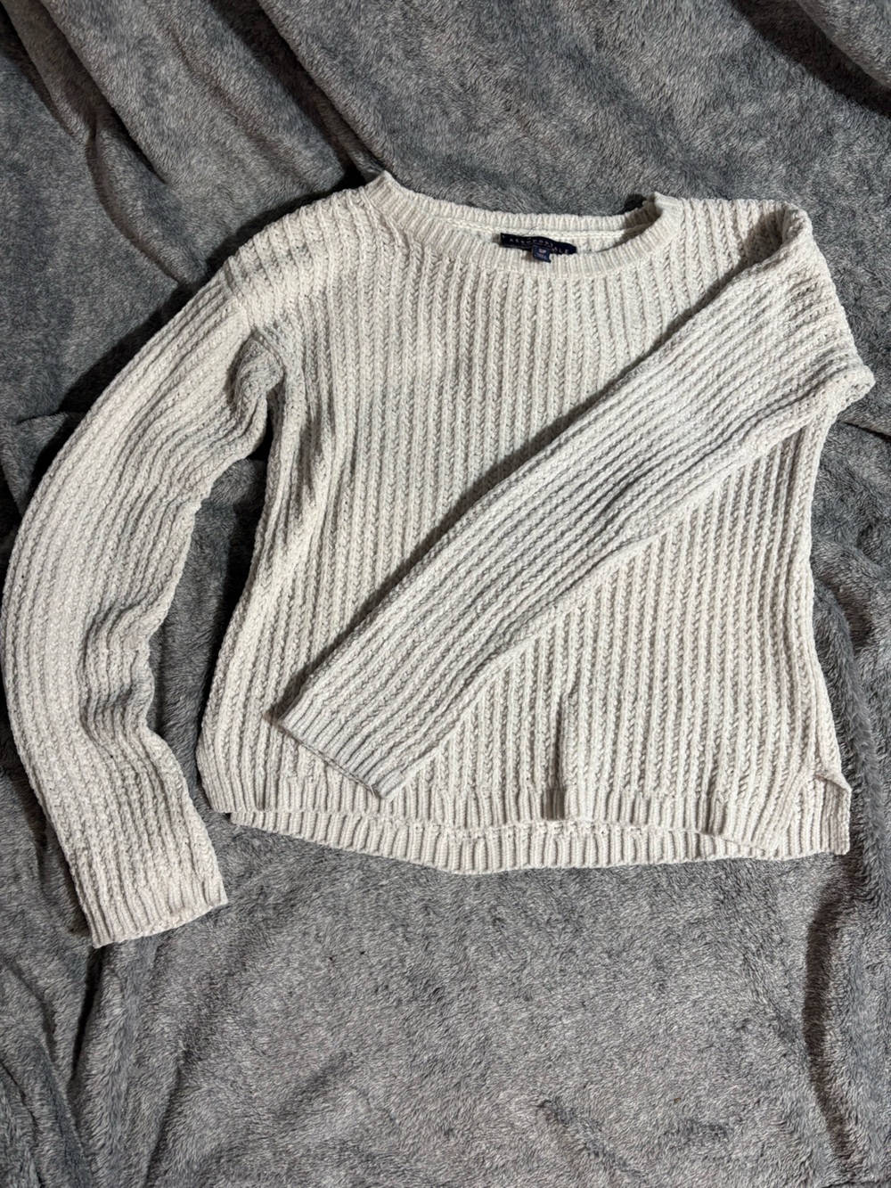Aeropostale Cream Ribbed Crewneck Sweater